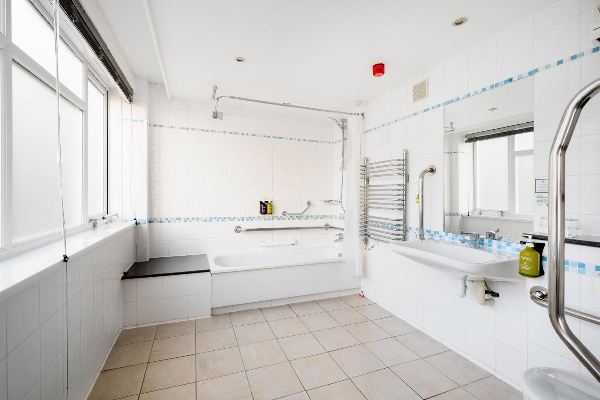 Holiday Inn York By Ihg מראה חיצוני תמונה