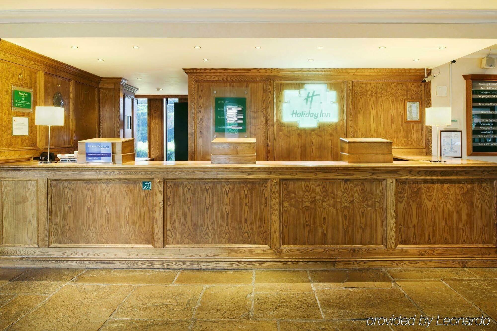 Holiday Inn York By Ihg מראה פנימי תמונה